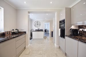 Photo 11- click for photo gallery